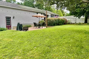 108 Peak St, Manchester, NH 03104 - Photo 28