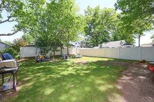 24 Gorham St, Manchester, NH 03102 - Photo 4
