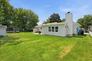 51 Kilby St, Manchester, NH 03103 - Photo 22