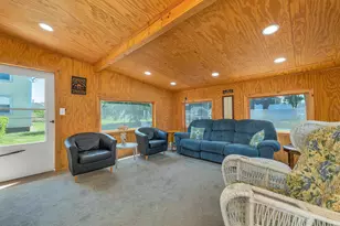 21 Acton St, Nashua, NH 03060 - Photo 30
