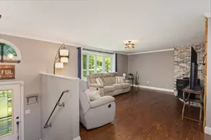 407 Middle Winchendon Rd, Rindge, NH 03461 - Photo 16