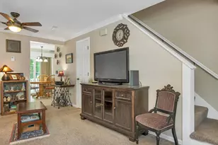 68 Woodland Green, Rochester, NH 03868 - Photo 6