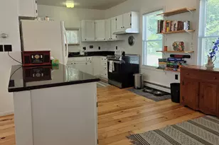 5 1/2 Lyndon St, Concord, NH 03301 - Photo 10