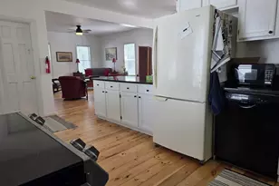 5 1/2 Lyndon St, Concord, NH 03301 - Photo 14