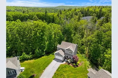 66 Redwood Way, Manchester, NH 03102 - Photo 2