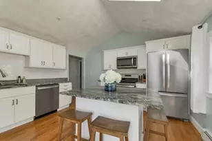 5 Frenette Dr, Hudson, NH 03051 - Photo 12