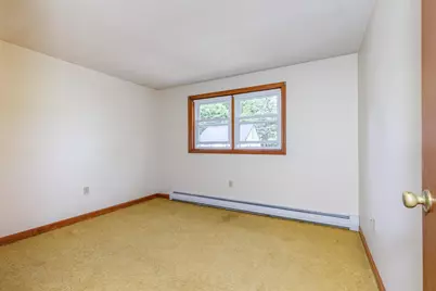 90 Dawson Avenue, Manchester, NH 03104 - Photo 14