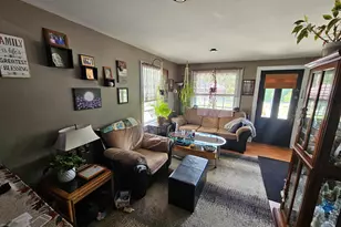 25 Central Square, Troy, NH 03465 - Photo 6