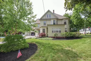 27 Eastman St, Nashua, NH 03060 - Photo 2