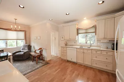 27 Eastman Street, Nashua, NH 03060 - Photo 14