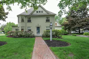 27 Eastman St, Nashua, NH 03060 - Photo 4