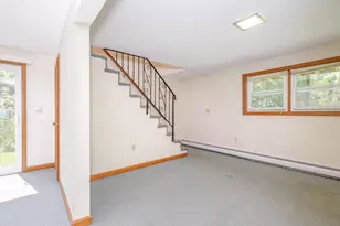 100 Dawson Ave, Manchester, NH 03104 - Photo 22