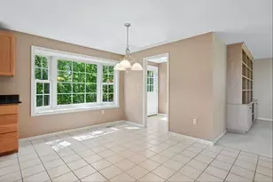 153 Fleming St, Manchester, NH 03104 - Photo 10