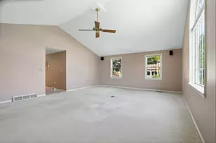 153 Fleming St, Manchester, NH 03104 - Photo 14