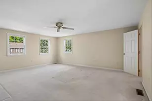 153 Fleming St, Manchester, NH 03104 - Photo 28