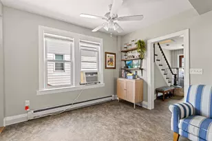 239 Cass St, Portsmouth, NH 03801 - Photo 10
