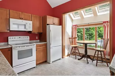5 Fairchild Drive, Durham, NH 03824 - Photo 4