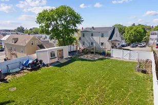 93 1/2 Chandler St, Nashua, NH 03064 - Photo 2