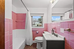 93 1/2 Chandler St, Nashua, NH 03064 - Photo 10