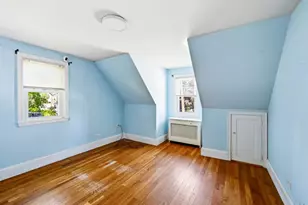 20 Upland St, Manchester, NH 03102 - Photo 16