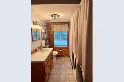 83 Main Street, Sandown, NH 03873 - Photo 22