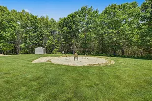 92 Mallard Dr, Alton, NH 03809 - Photo 8