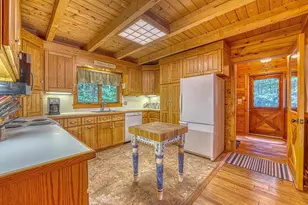 11 Squamasee Rd, Holderness, NH 03245 - Photo 10