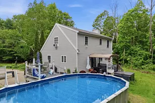 4 Norris Farm Rd, Raymond, NH 03077 - Photo 4