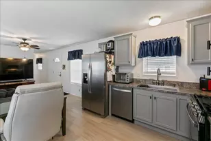 30 Kendall Pond Rd, Derry, NH 03038 - Photo 8