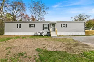 30 Kendall Pond Rd, Derry, NH 03038 - Photo 2