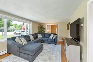 14 Juniper Ln, Nashua, NH 03063 - Photo 18