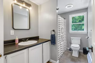 35 Western Avenue, Rochester, NH 03867 - Photo 12