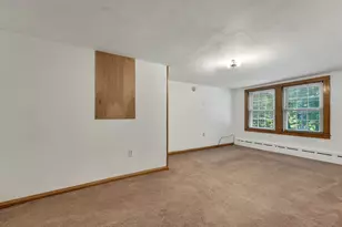 9 Crescent St, Laconia, NH 03246 - Photo 34