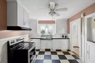 838 Maple St, Manchester, NH 03104 - Photo 16