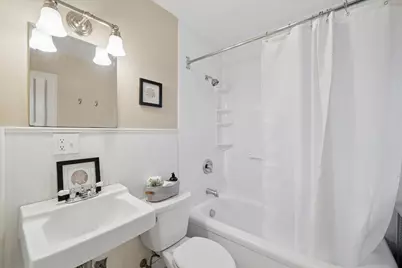838 Maple Street, Manchester, NH 03104 - Photo 22