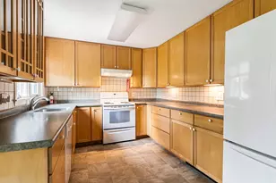 128 Hilltop Pl, New London, NH 03257 - Photo 12
