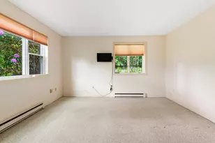 128 Hilltop Pl, New London, NH 03257 - Photo 34