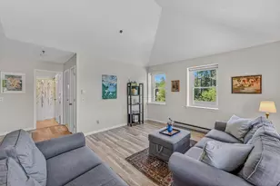 28 Academy St, Franconia, NH 03580 - Photo 14