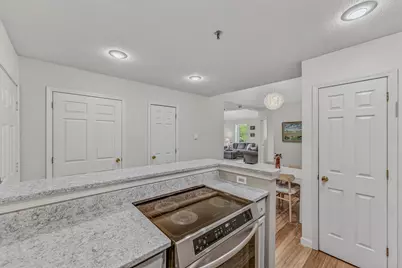 28 Academy Street #12, Franconia, NH 03580 - Photo 4