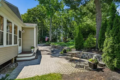 400 Medford Street, Manchester, NH 03109 - Photo 12