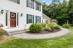 4 Dunnmoore Dr, Bow, NH 03304 - Photo 4