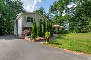 23 Middle Dunstable Rd, Nashua, NH 03062 - Photo 2