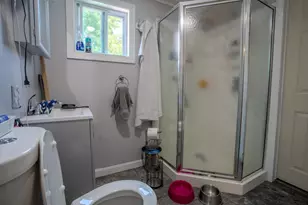 5 Russell St, Rochester, NH 03867 - Photo 10
