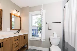 306 Thornton St, Portsmouth, NH 03801 - Photo 30