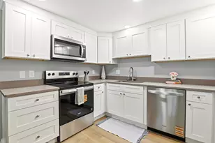 1 Highland Green Ln, Merrimack, NH 03054 - Photo 14