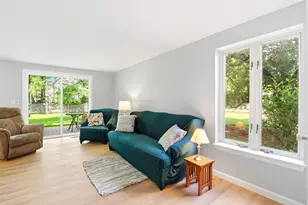 1 Highland Green Ln, Merrimack, NH 03054 - Photo 4