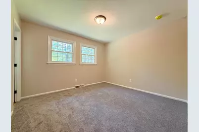 37 Bluff Street, Salem, NH 03079 - Photo 18