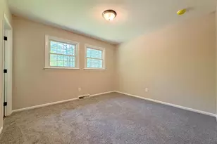 37 Bluff St, Salem, NH 03079 - Photo 18