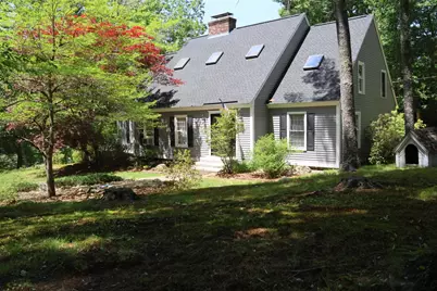 85 Stowell Road, Bedford, NH 03110 - Photo 2