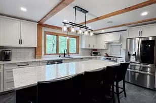 85 Stowell Rd, Bedford, NH 03110 - Photo 10